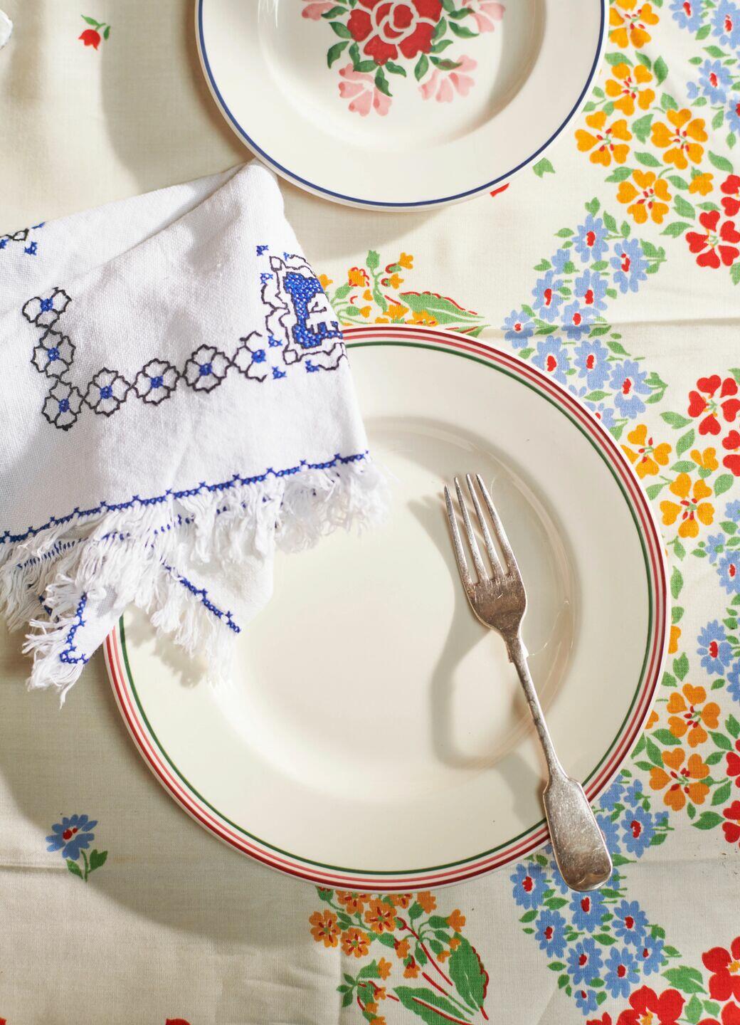 Triple Bands 8 1/2 Inch Plate - Unique Handmade & Handpainted English Earthenware British-Made Pottery Plates