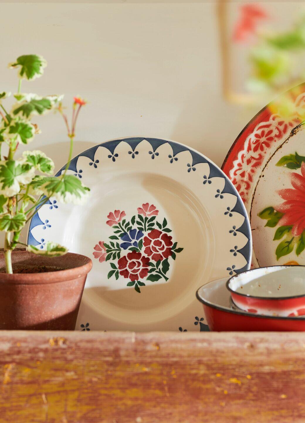 Antique Roses 8 1/2 Inch Plate - Unique Handmade & Handpainted English Earthenware British-Made Pottery Plates