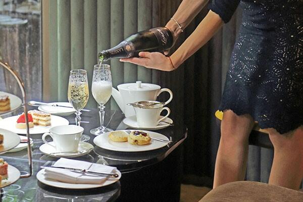Bottomless Prosecco Afternoon Tea for Two at The Athenaeum, Mayfair