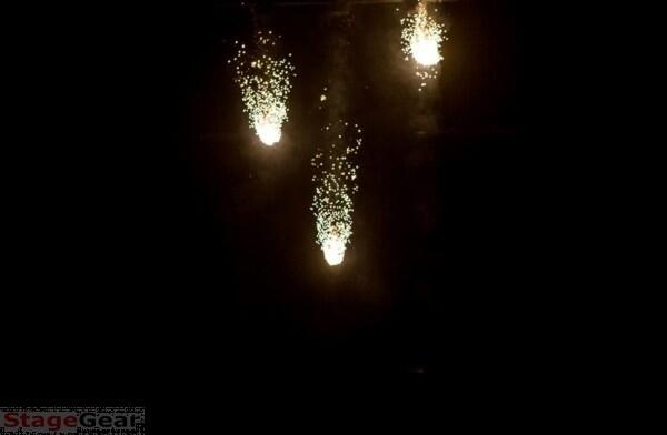 Le Maitre PP831Am 25' Multi Shot Falling Stars Aqua With Tail