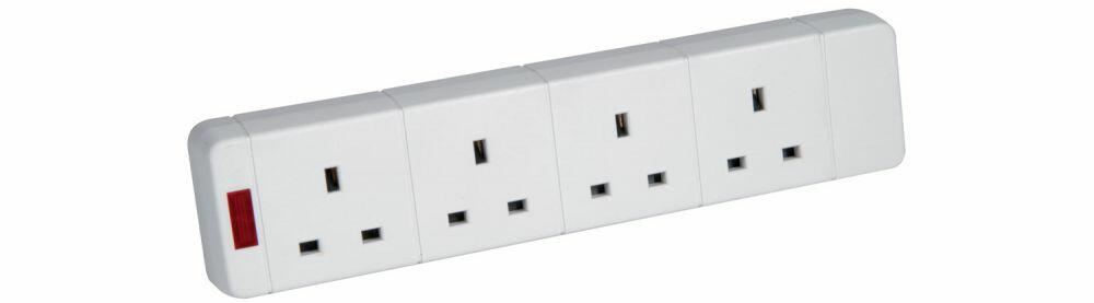 Mercury 4 gang 13A trailing socket with neon - 429.617UK