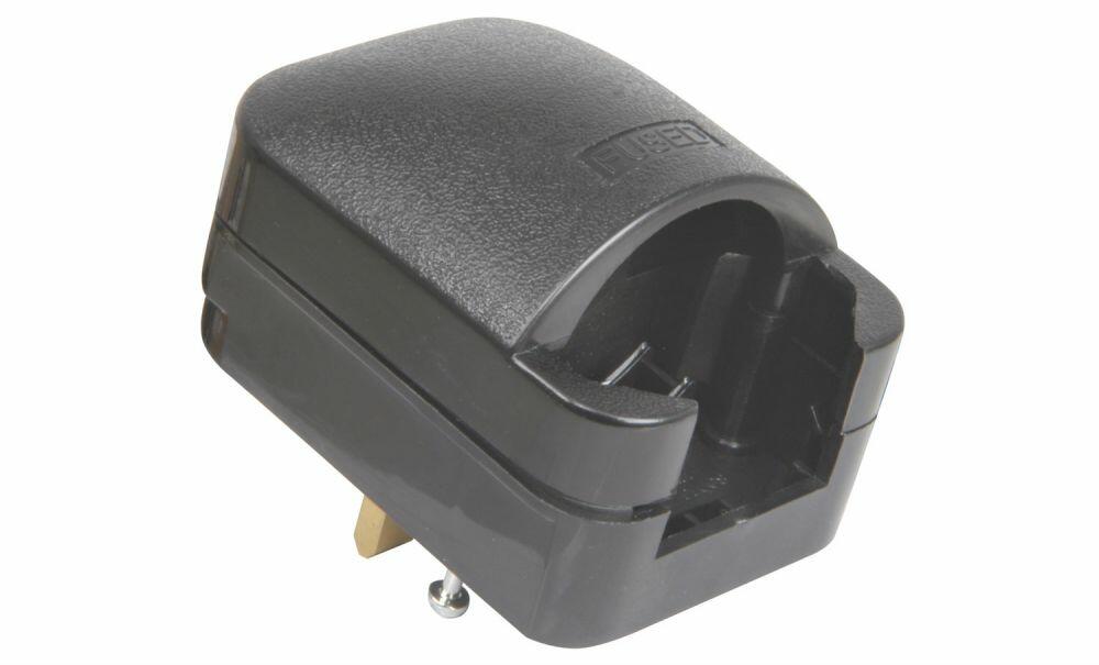 Mercury SCP3 Black, 13A rated Euro converter plug- bulk - 429.941UK
