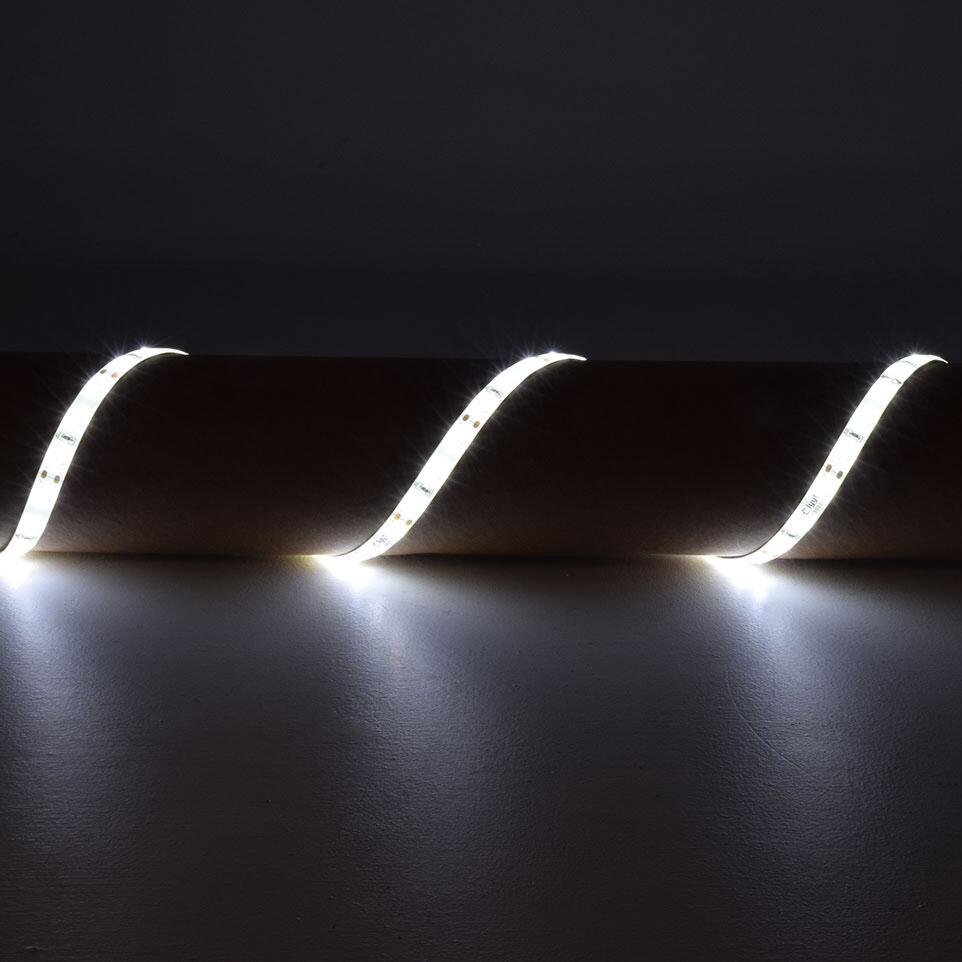 LYYT LED tape kit 5m CW 153.725UK