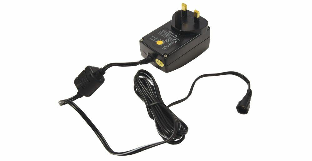 Mercury SMDC406UK Energy efficient switch-mode power supply 2250mA - 661.406UK