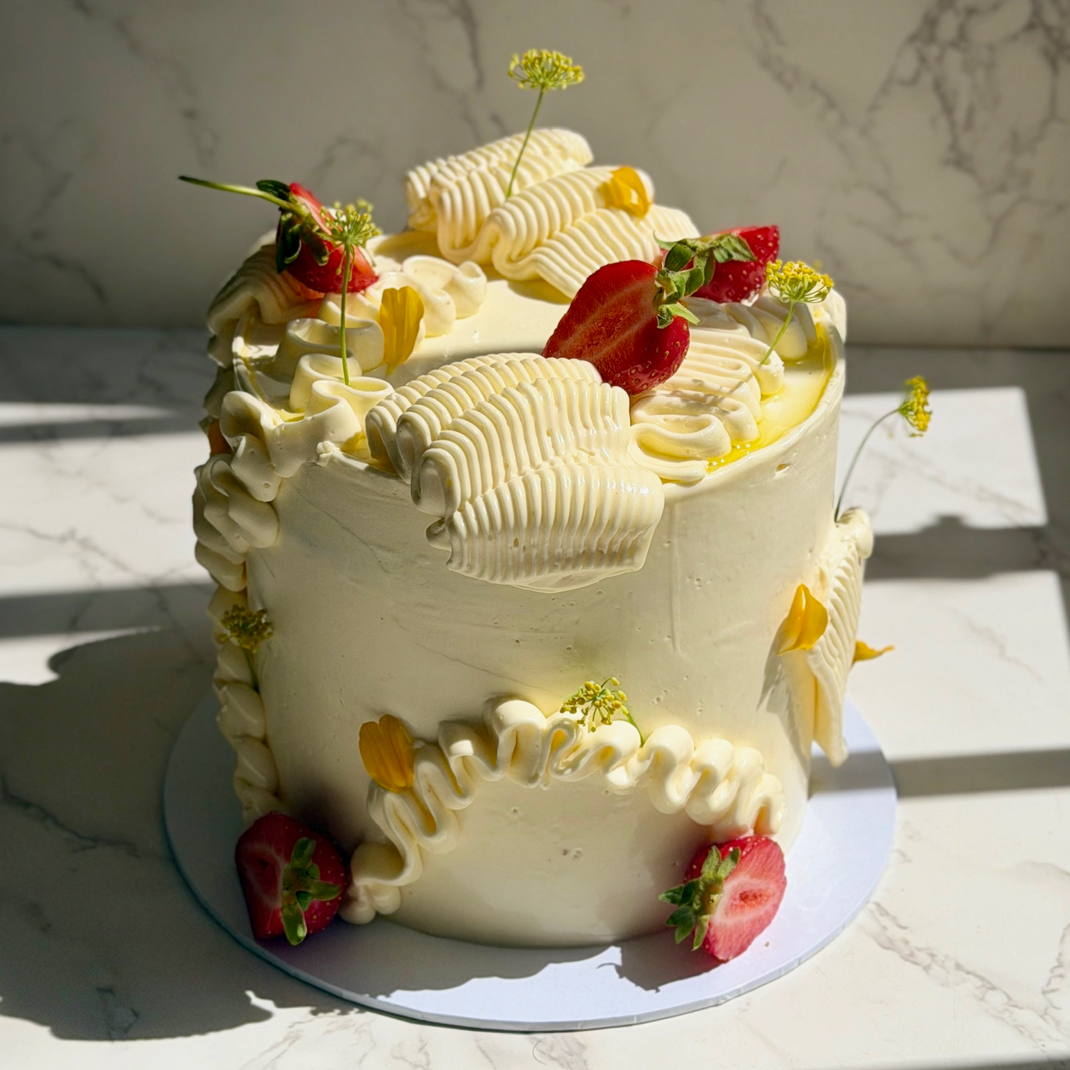 Olive oil cake with fresh strawberries, whole cake