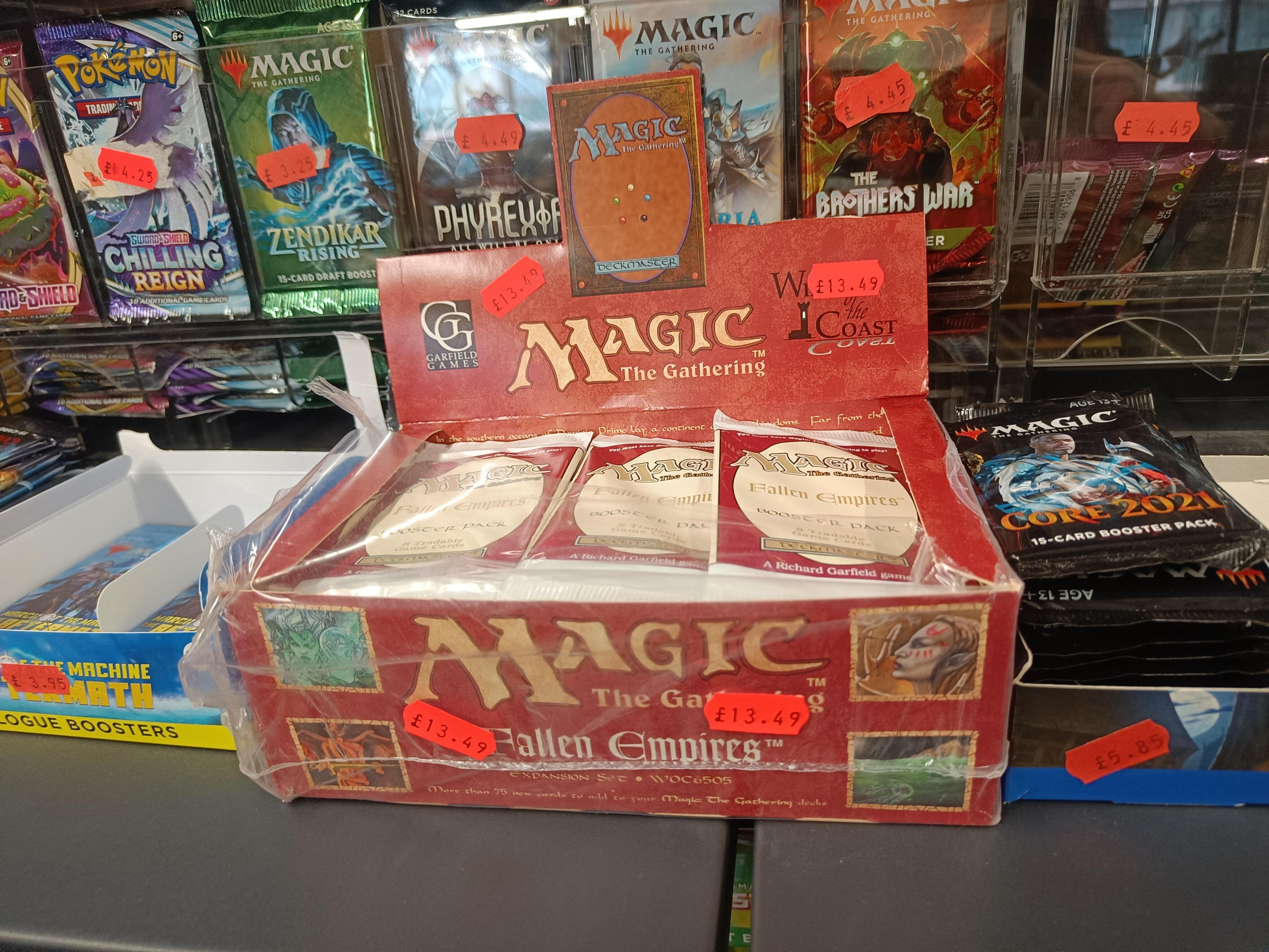 MTG Fallen Empires Booster Pack (Vintage 1994 Release) - Gifts for Geeks Leicester