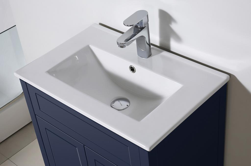 Luxurious bath accessories