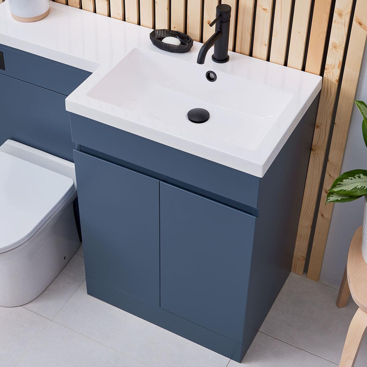 Scudo Universal Basin Waste in matt black, push-button operation