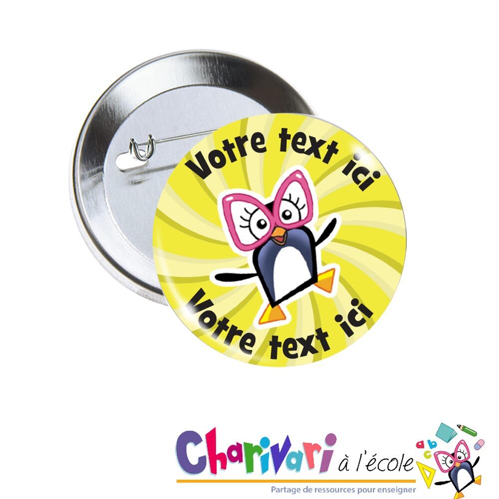 Badges Personnalisés | Charivari à l'Ecole Badges Personnalisés Penguin. Motif Rétro en Spirale