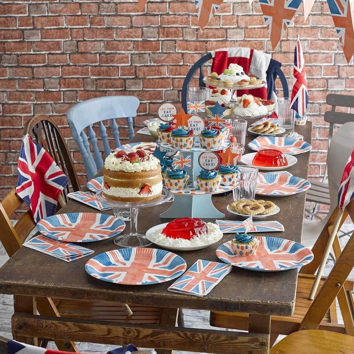 23cm Union Jack paper plate from the Best of British range by Talking Tables BRIT20-PLATE available here at Karnival Costumes online party shop