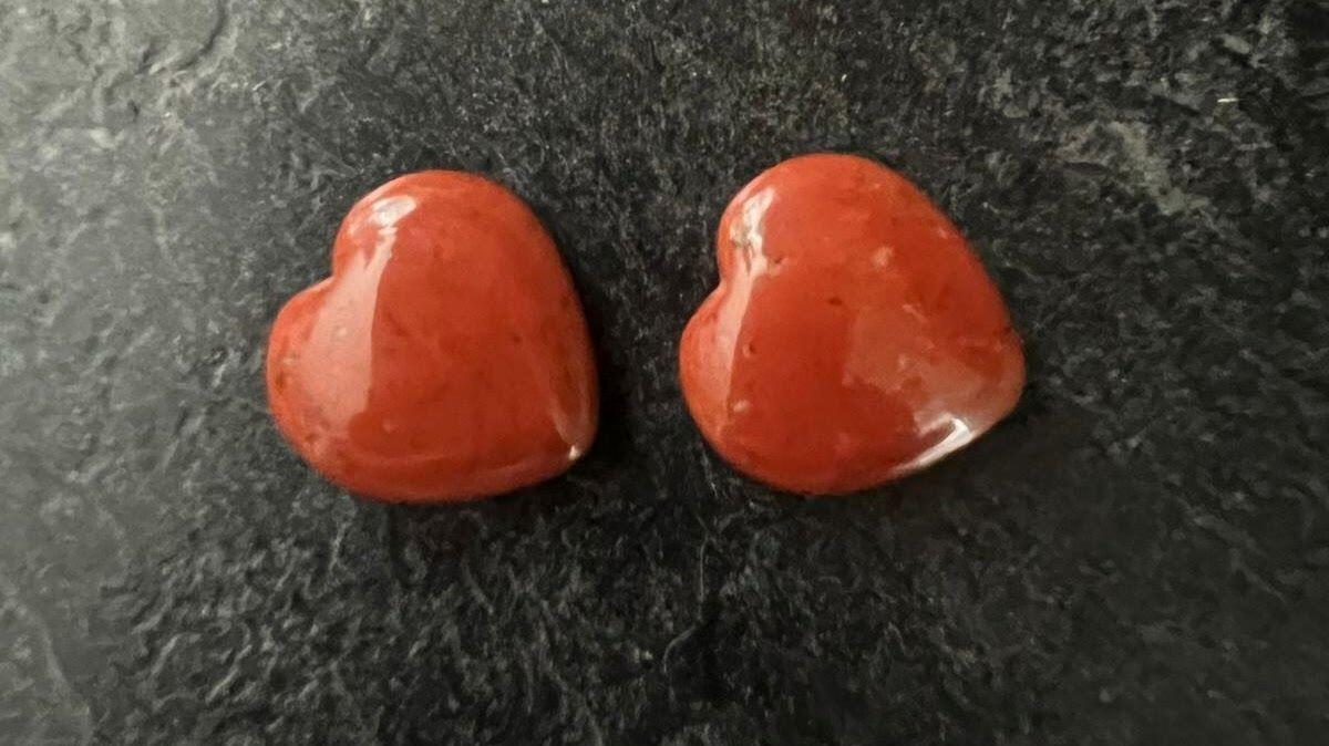eco valentine gift set with stone hearts