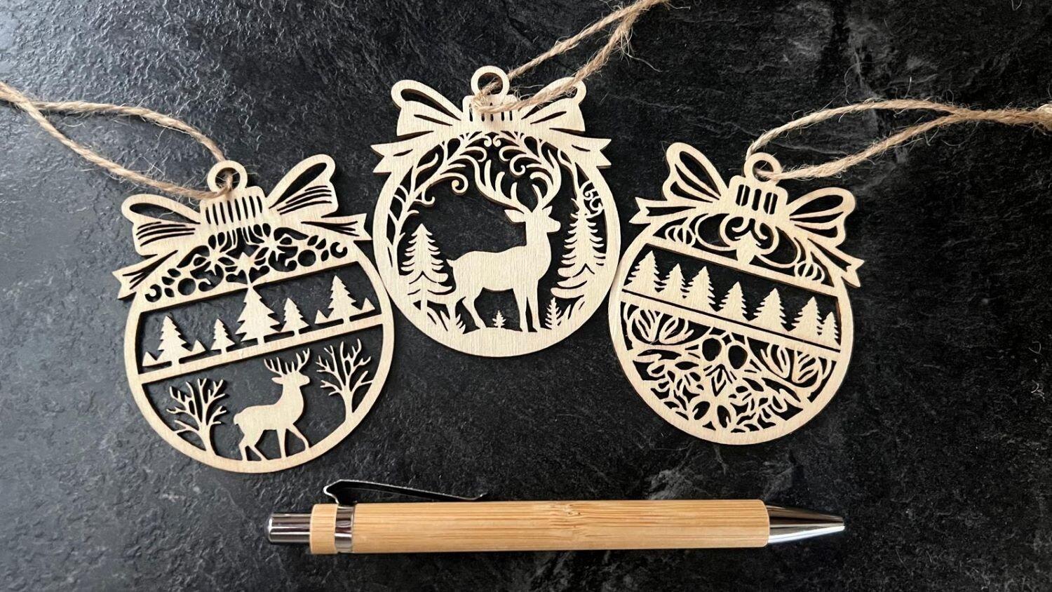 Eco-friendly travel kit with bamboo pen and snow decoration – plastic-free holiday gift