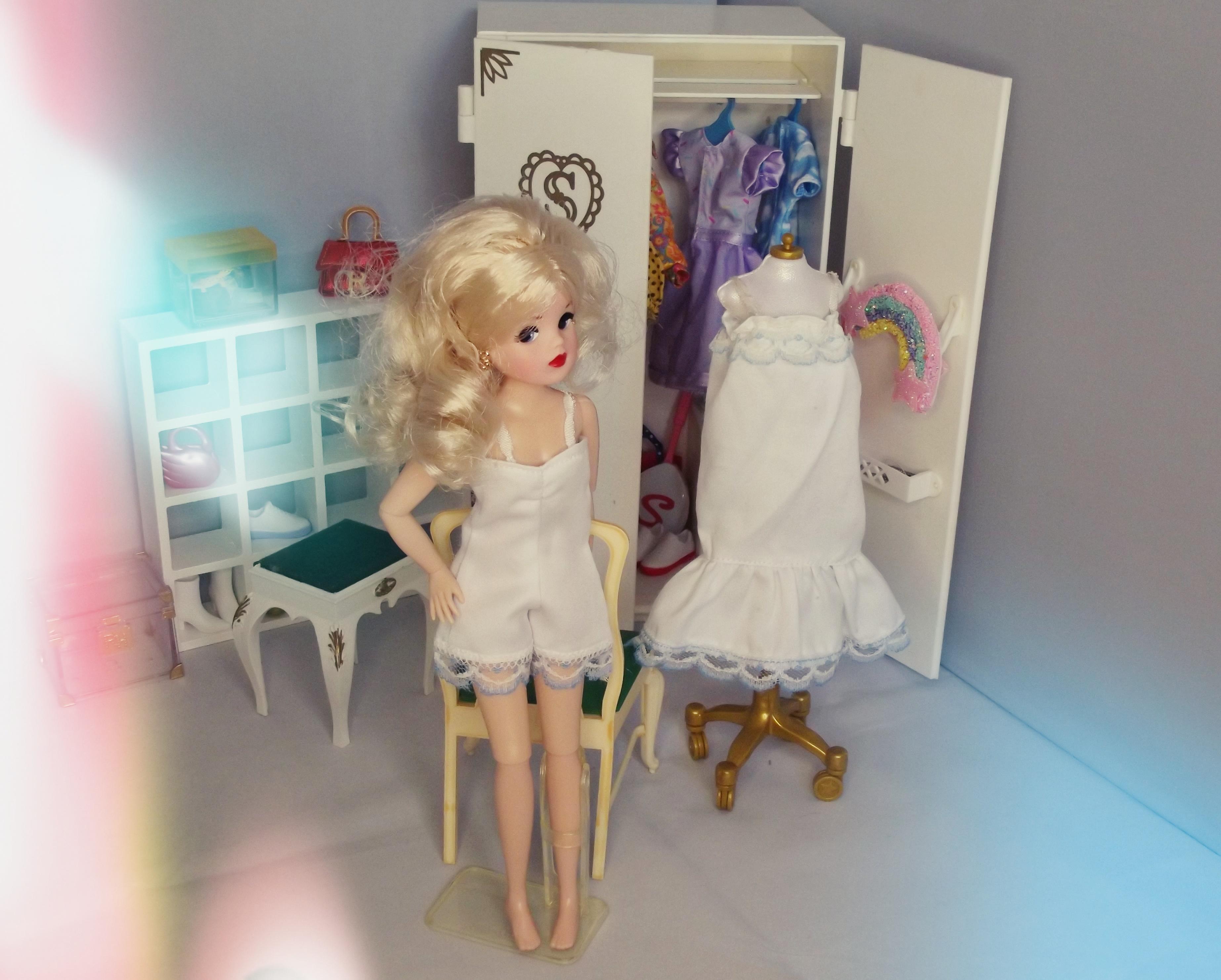 Sindy Fashion doll size Unboxed Mattel Creatable World Purple Vest Top 1:6 