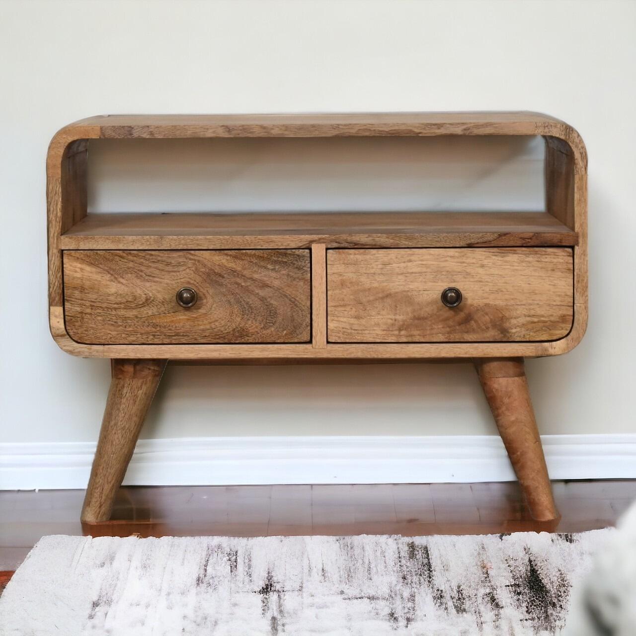 compact curved media unit