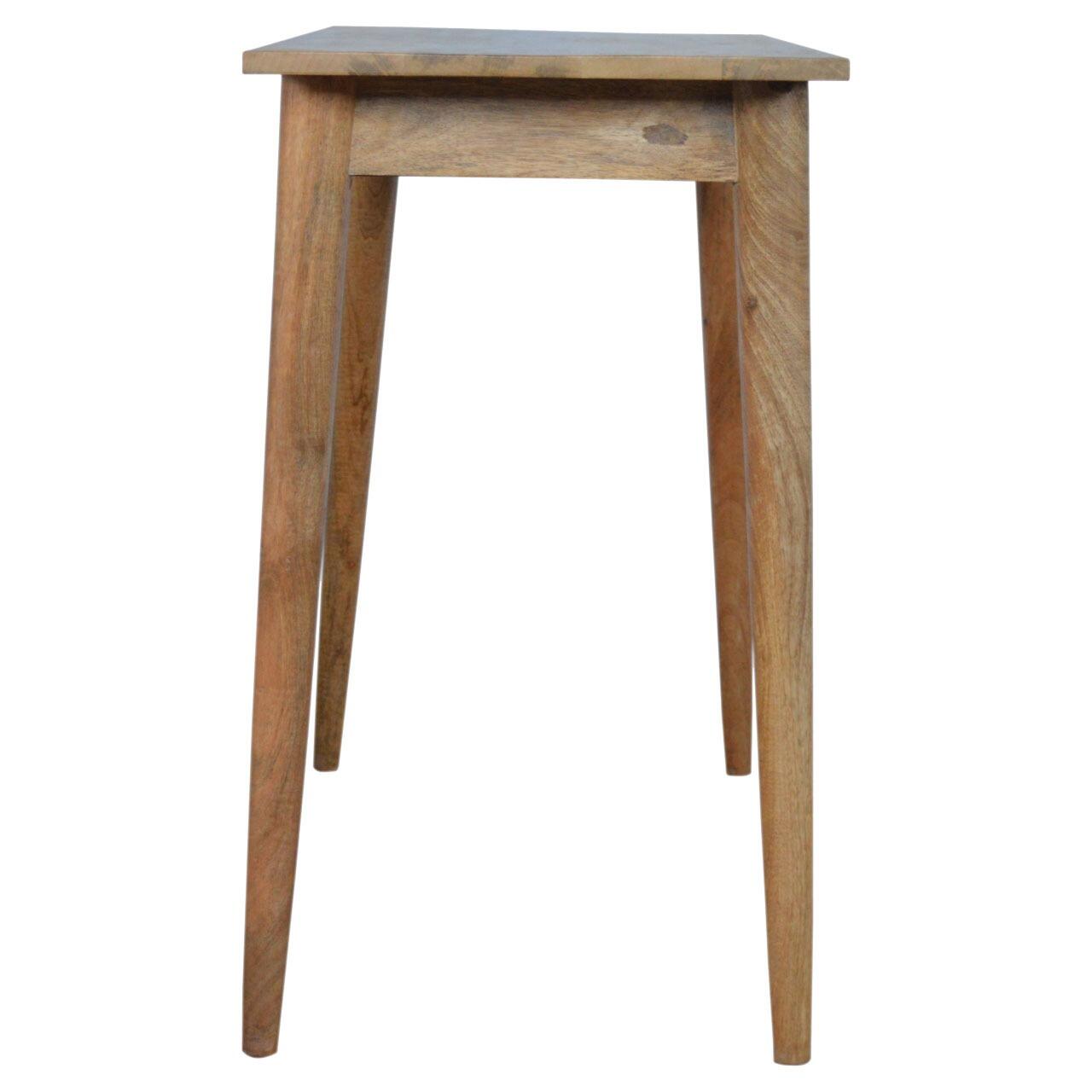 Nordic writing desk