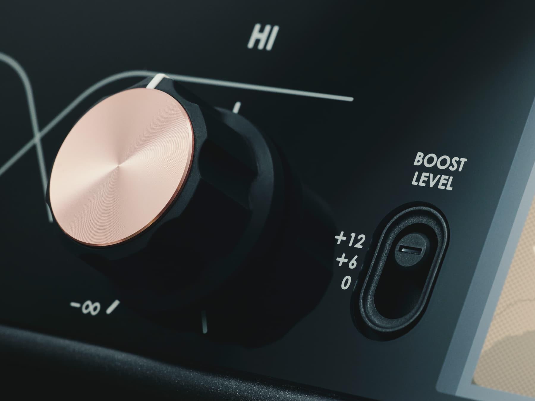 AlphaTheta Euphonia close up boost