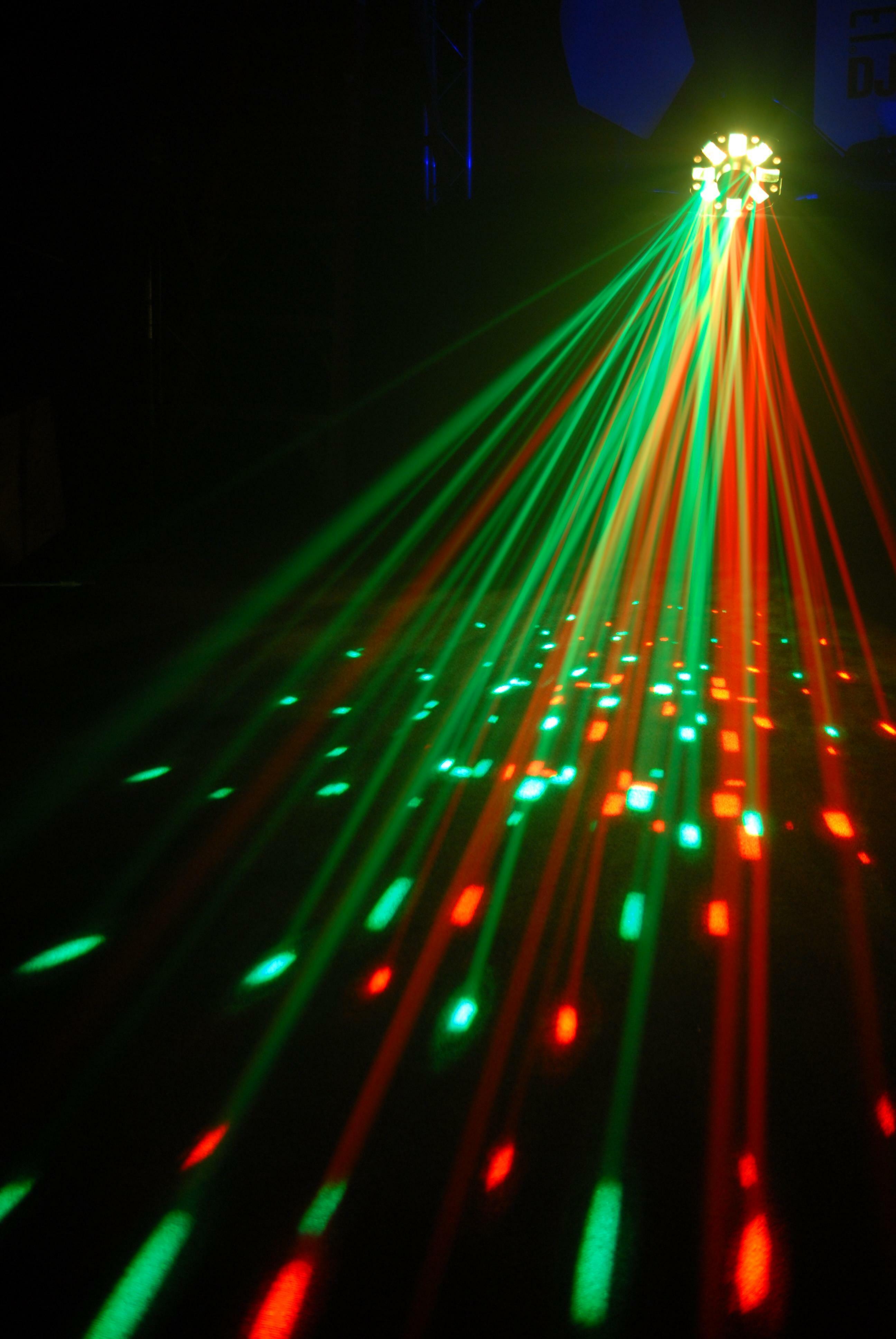 Chauvet DJ Swarm 5 FX ILS effect 1