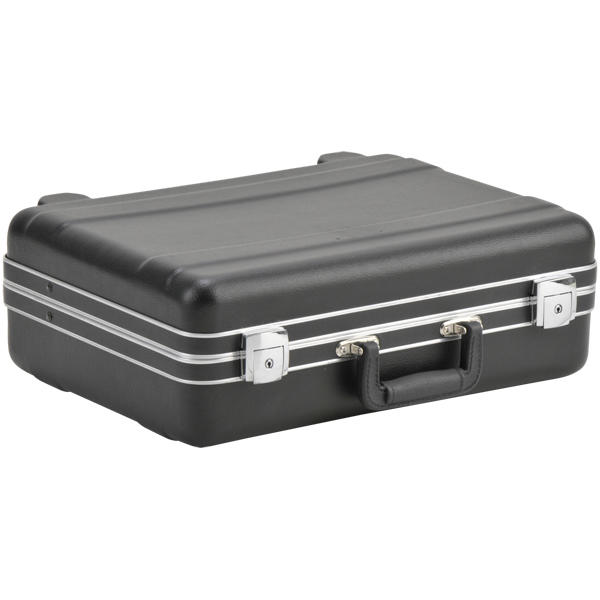SKB 9P1712-01BE Luggage Style Transport Case SKB 9P1712-01BE Luggage Style Transport Case