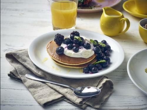 Cortona Dessert Spoon 18/0 (Dozen) - 3