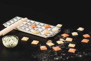Imperia Raviolamp Tray 27x10.5cm 24 Square Ravioli - 11364-03 - 1