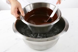 Matfer Flat Bottomed Stainless Steel Bowl 16cm - 11511-01 - 3