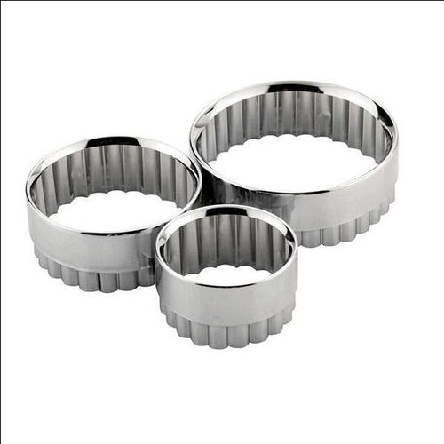 Metal Pastry Cutters 3 Pc - 90065 - 1
