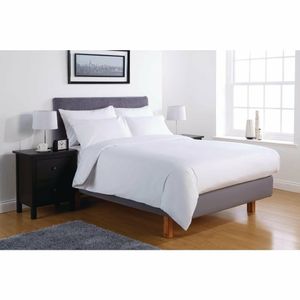 Mitre Luxury Pillowshield Zipped Pillow Protector 66cm - GX572 - 3