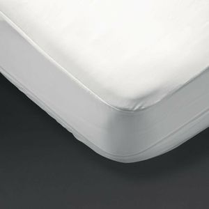 Mitre Comfort Allerzip Smooth Zip and Link Mattress Protector - GU499 - 1