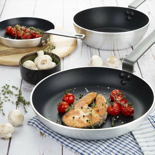 Vogue Cook Like A Pro 3-Piece Non-Stick Frying Pan and Saute Pan Set - 3