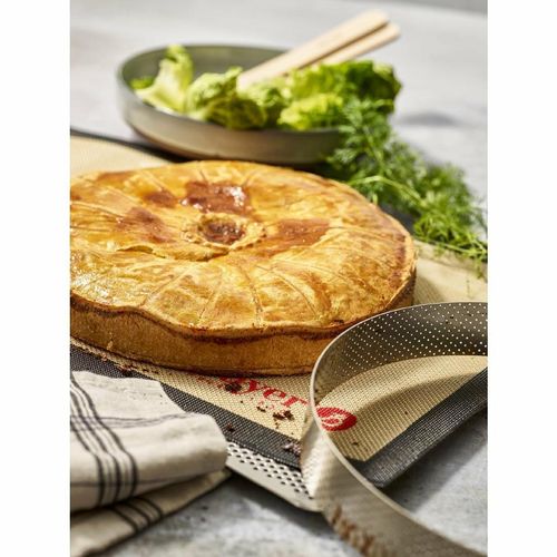 De Buyer Perforated Flat Aluminium Baking Tray 600x400mm - DZ706 - 3
