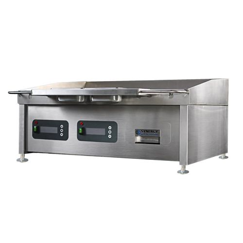 Synergy GRID900E-SR Electric Griddle with Semi Ribbed Mild Steel Top & Garnish Rail - JA971 - 2