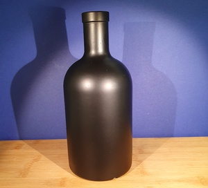 CUSTOM-PUSSERSBOTTLES - Pussers Rum Custom Decorated Matt Black Bottle Project
