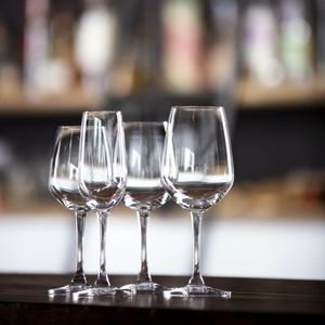 Olympia Mendoza Wine Glasses 370ml (Pack of 6) - FB485 - 3