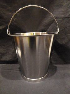 S/St.Swedish Skirted Bucket 12L Graduated - 13512 - 3