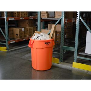 Rubbermaid BRUTE Container Hi-Visibility Orange 167Ltr - HY014 - 3