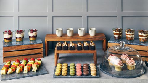 GenWare Acacia Wood GN Buffet Riser GN 2/4 15cm (H) - RSR-WGN24 - 6