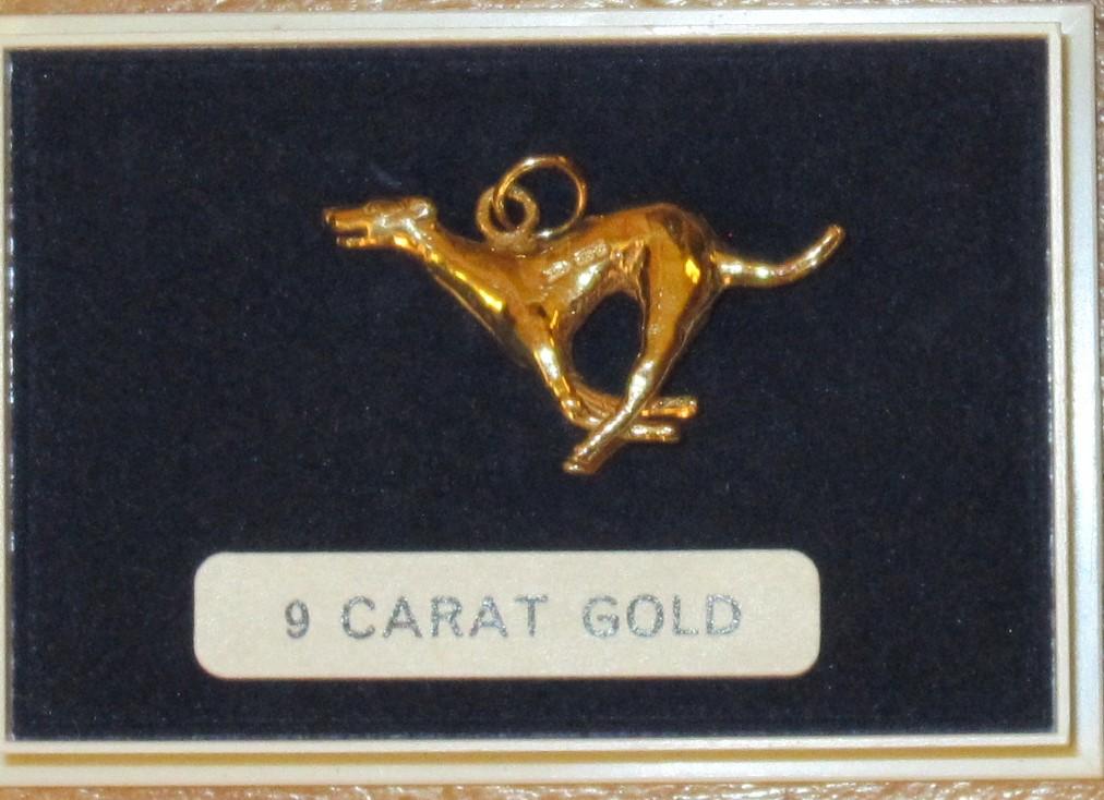 9 carat Gold Greyhound Pendent