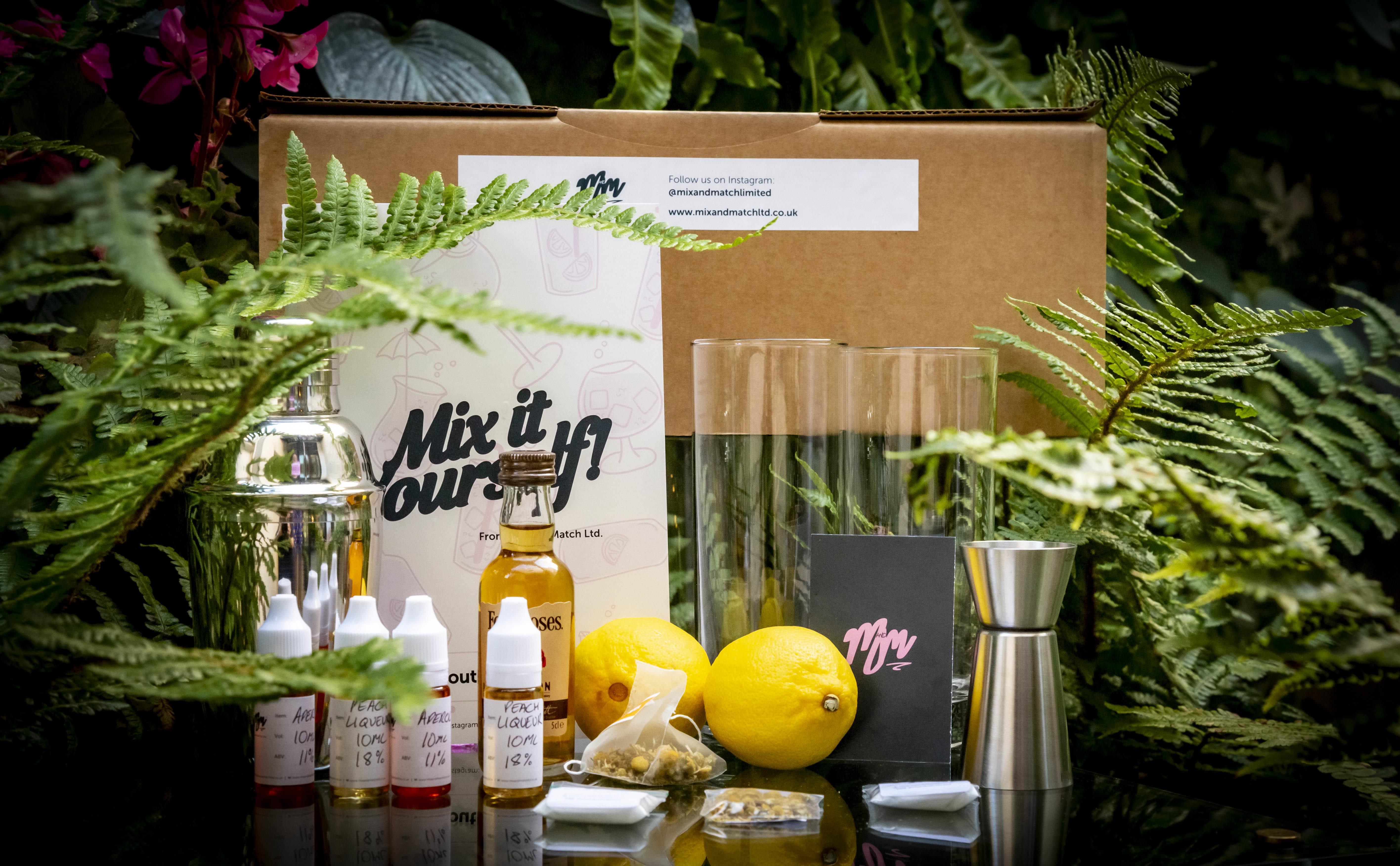 <h2>SHOP NOW</h2><p>Mix it Yourself! Cocktail Kits delivered</p>