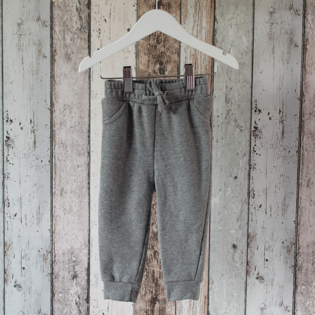 KIT Clothing preloved organic cotton joggers grey marl 12-18 months