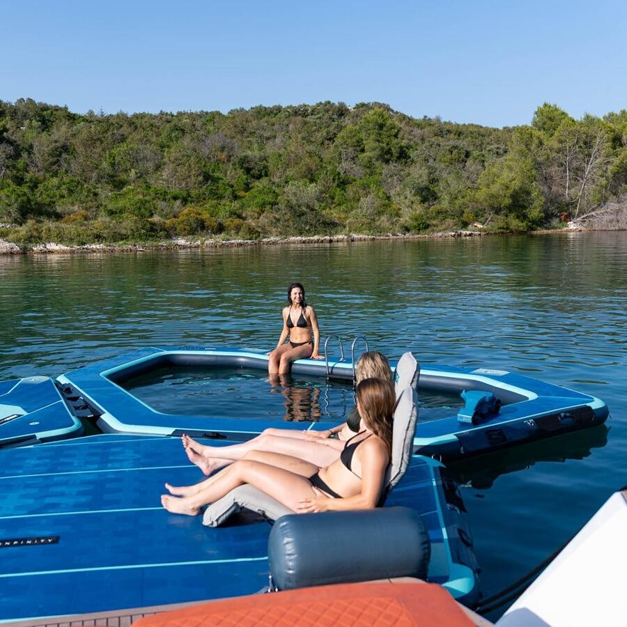 Jobe Infinity boat gear