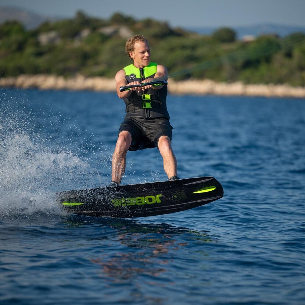 Jobe Vanity Wakeboard & Maze Bindings Package Action 3
