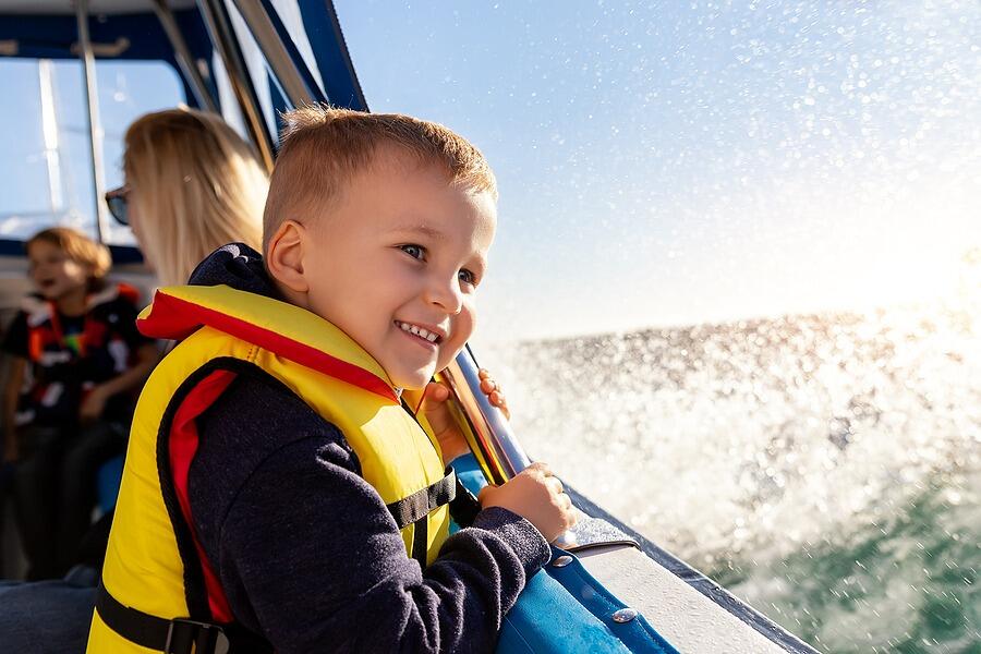 Top Tips For Boating Safely This Season