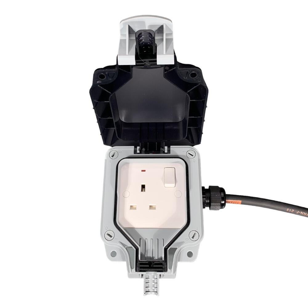 BG Nexus Storm IP66 1-Gang Weatherproof Outdoor Socket Close-up
