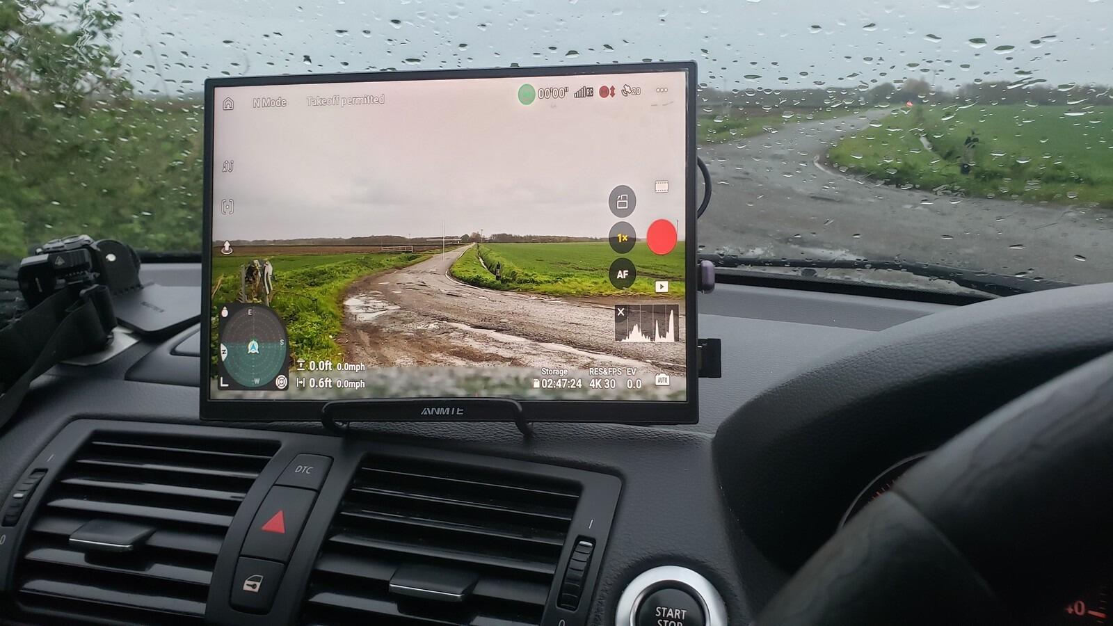 Anmite 10.5 Inch Portable Display use example with drone