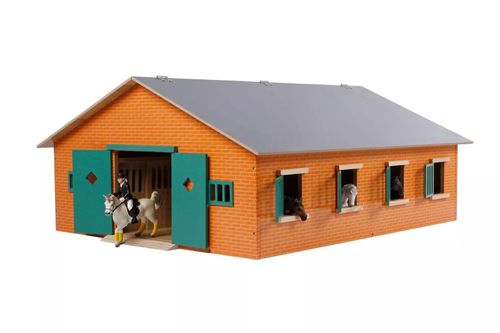 Large wooden horse stable with multiple stalls and green doors – 1:24 scale.