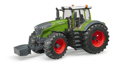 Bruder Fendt 1050 Vario tractor 1:16 scale front view with cab and bonnet