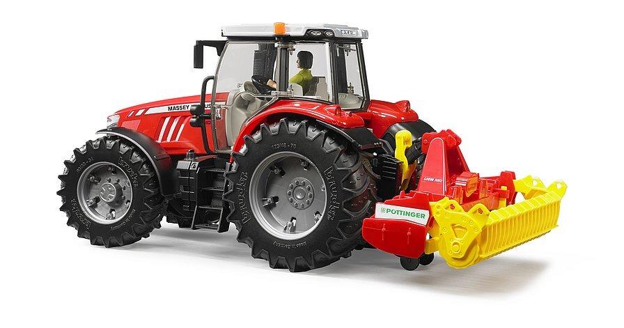 bru02346e 2 pottinger lion 3002 kreiselegge side view of tractor and attachment