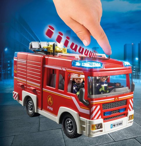 Playmobil 9464 fire engine toy with working lights and water cannon