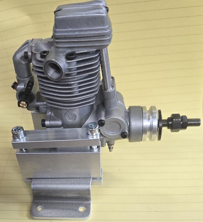Side view of an RC Model Engine Test Stand made by rcworld