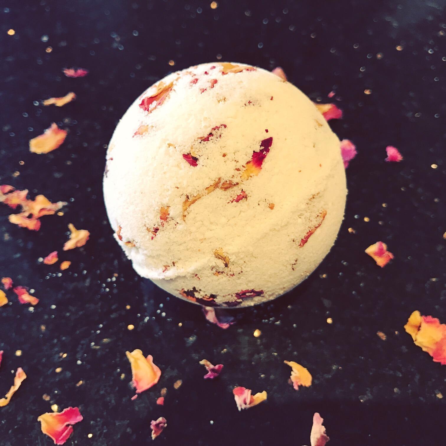 made bath bomb from set